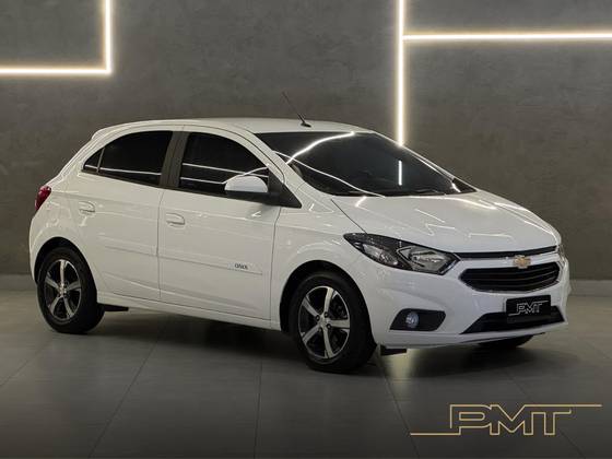 CHEVROLET ONIX 1.4 MPFI LTZ 8V FLEX 4P AUTOMÁTICO CHEVROLET ONIX 1.4 MPFI LTZ 8V FLEX 4P AUTOMÁTICO